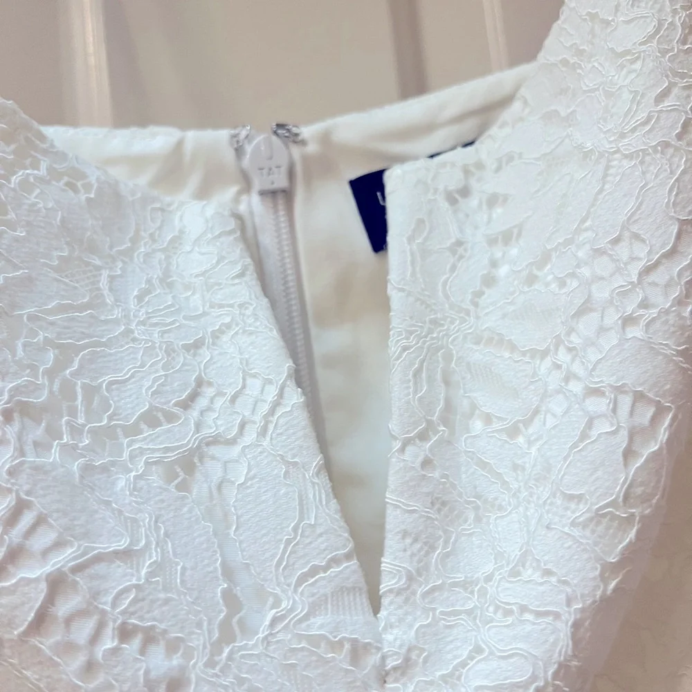 White midi lace dress - Picture 6 of 7
